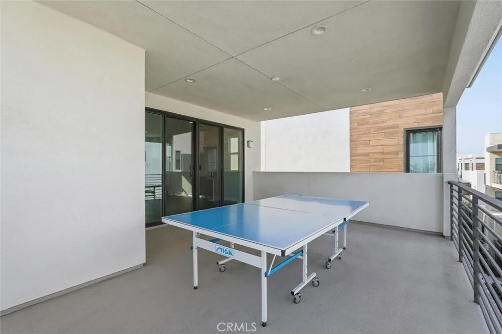 2144 Swallowtail Walk, Gardena, California 90249 home-pic-48